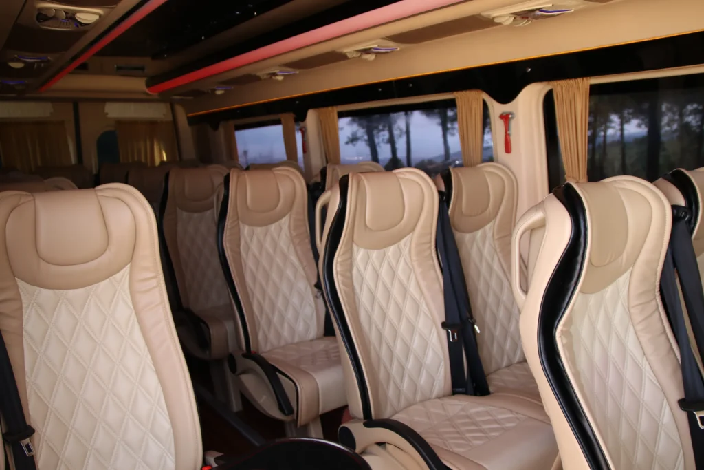 Features Tempo Travellers