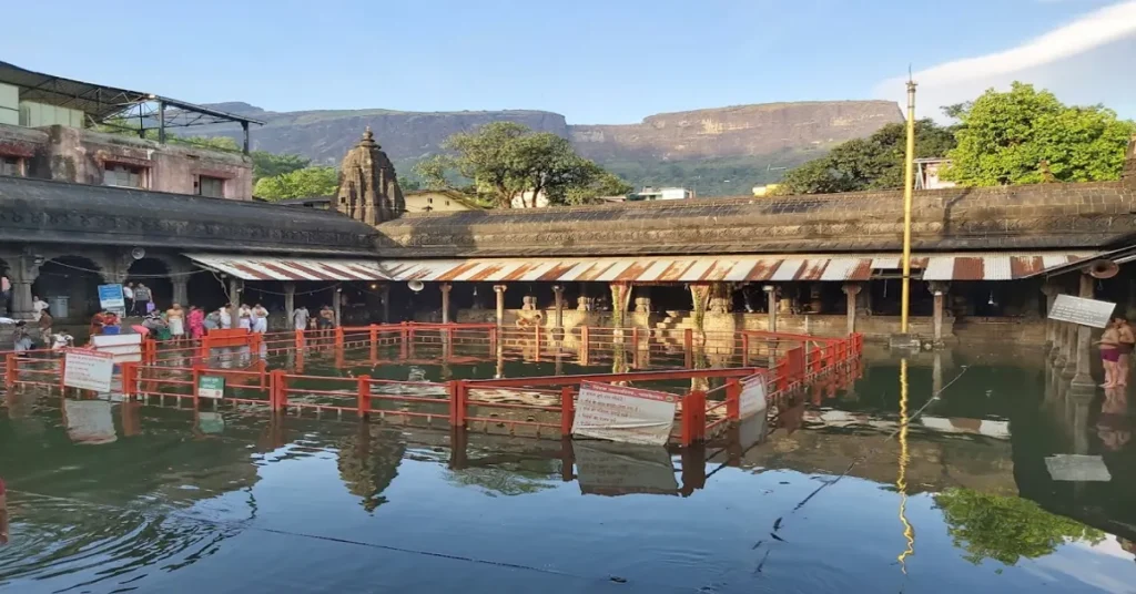 Kushavarta Kund
