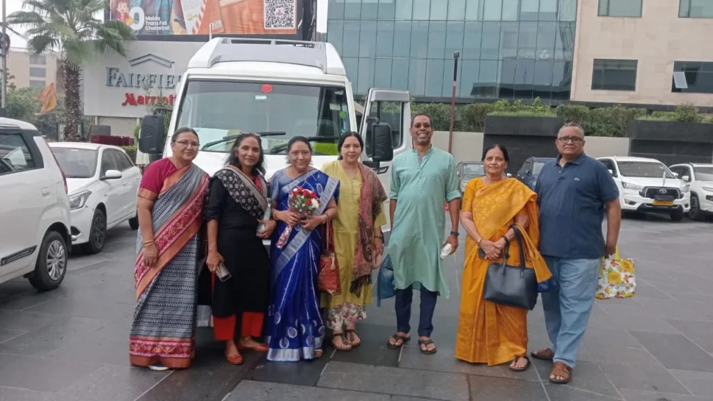 Tempo Traveller for airport pickup and drop in Varanasi
